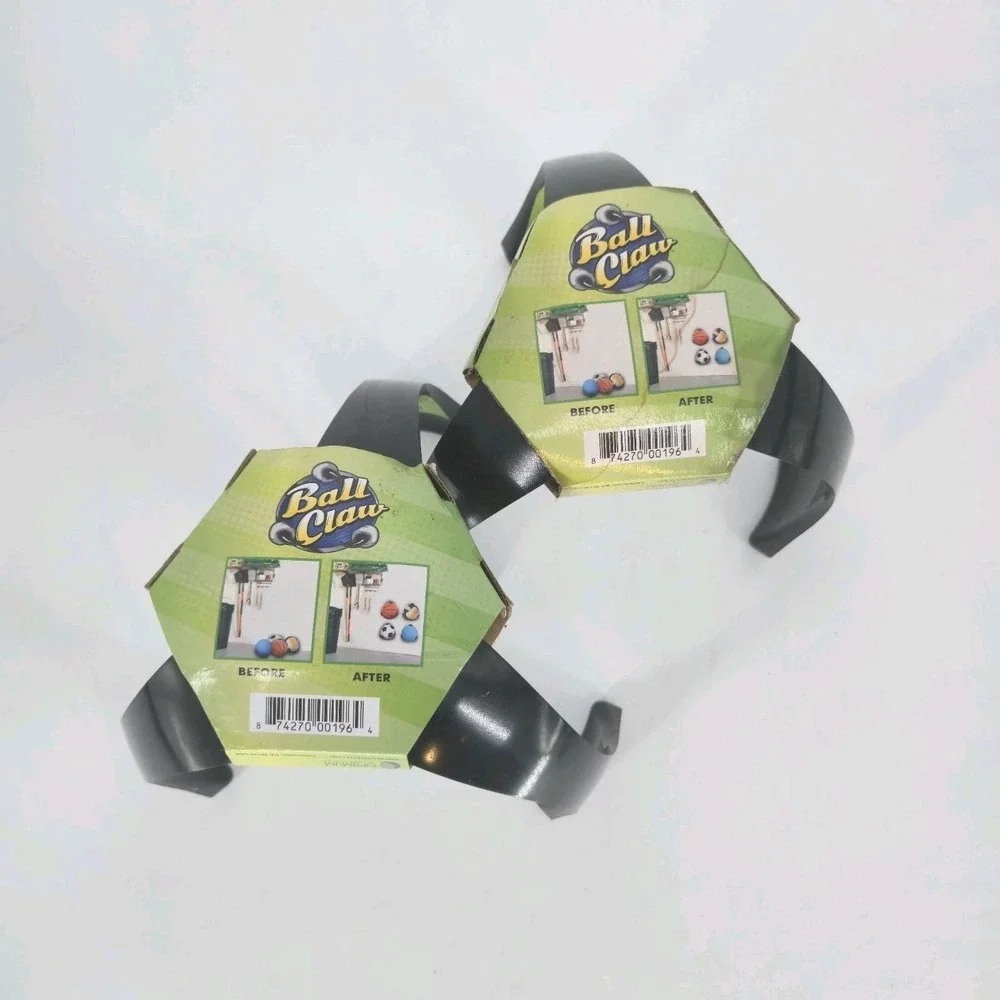 Ball Claw Wall Mount Ball Holder Set 2 Basketball Soccer Volleyball SA8996 Store